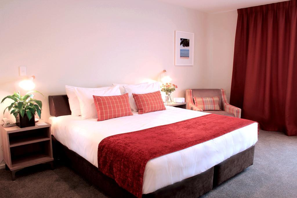 Quest Taupo Aparthotel Exterior photo